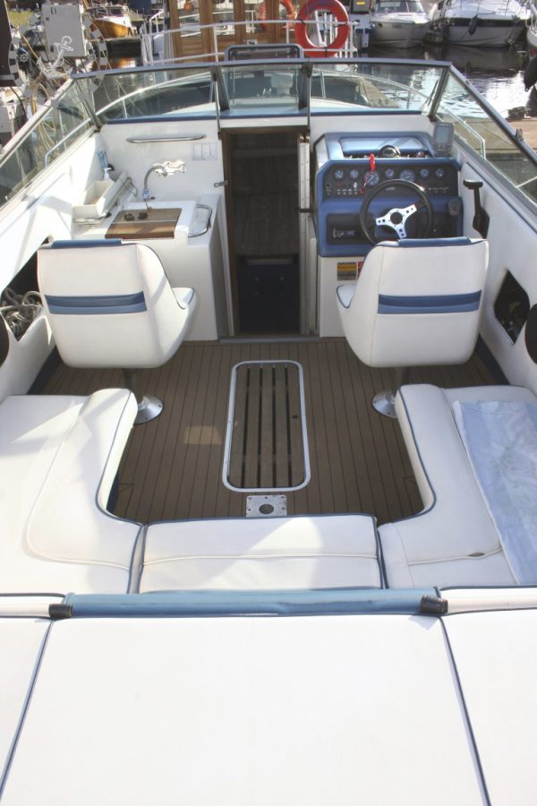 Sea Ray 220 Overnighter (verkocht) - Afbeelding 6