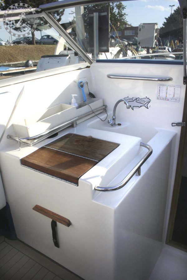 Sea Ray 220 Overnighter (verkocht) - Afbeelding 11