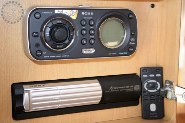 Sea Ray 305 HT (verkocht) - Afbeelding 32