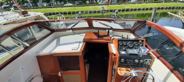Trojan Yacht 25 Express - Afbeelding 21